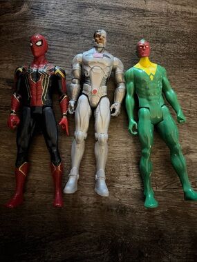 Spider-Man & Superhero Action Figure Set - Red, Black, Silver, Green